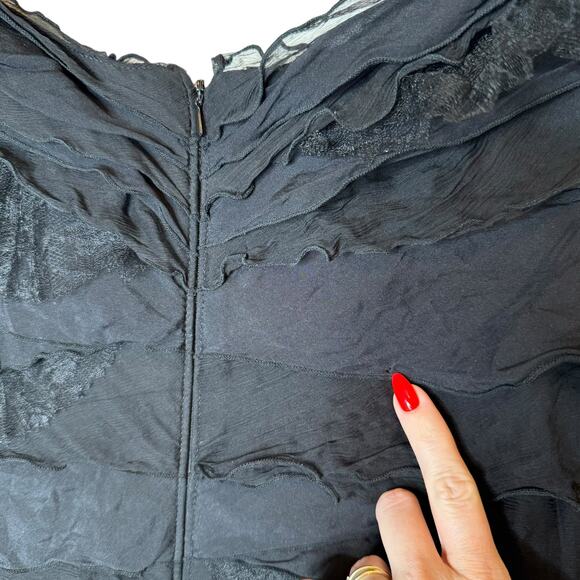 Tadashi Shoji Silk Chiffon Ruffle Off the Shoulder Sheath Dress Black size 6 - Picture 8 of 8